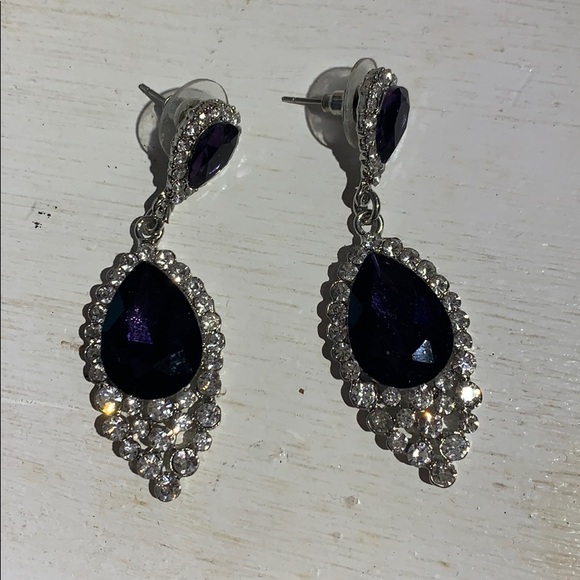 Jewelry - Earrings